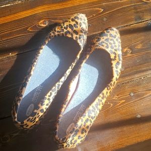 Leopard flats